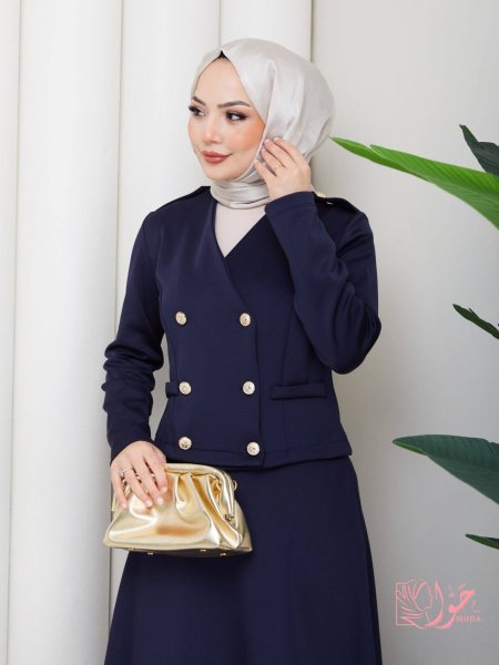 طقم تنورة سكوبا