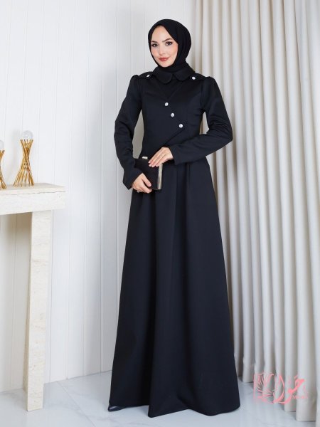 أسود